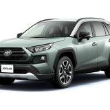 車高をアップアップ♪ RAV4[AXAH54] リフトアップサス交換作業 平和島店